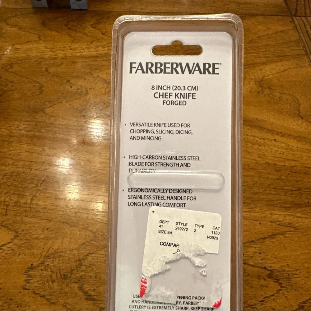 New with tags Farberware chef knife 8 inch blade